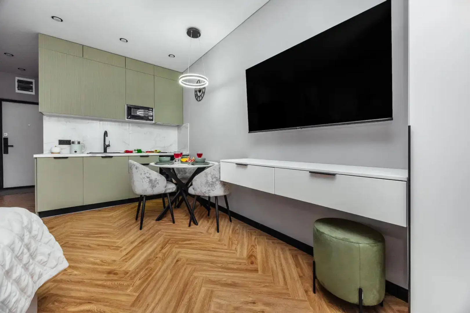 Апартаменты Метрополь с видом на море от УК Атмосфера