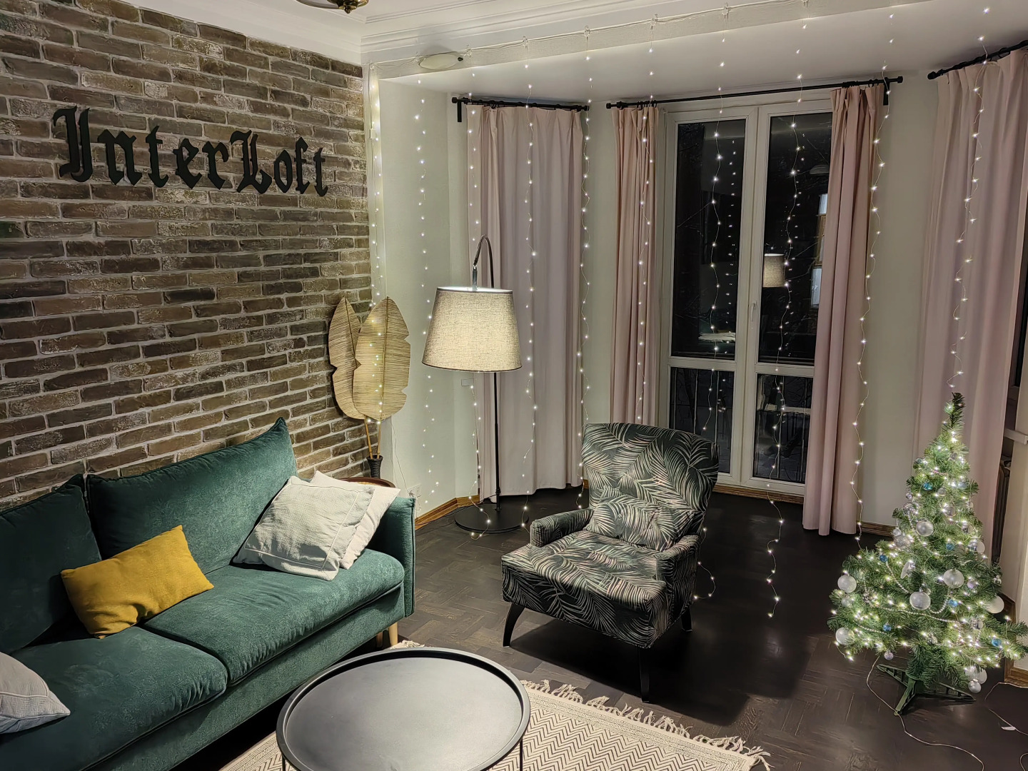 Апартаменты InterLoft 4 Old Town Free Parking Wi-Fi 100/50 Smart TV