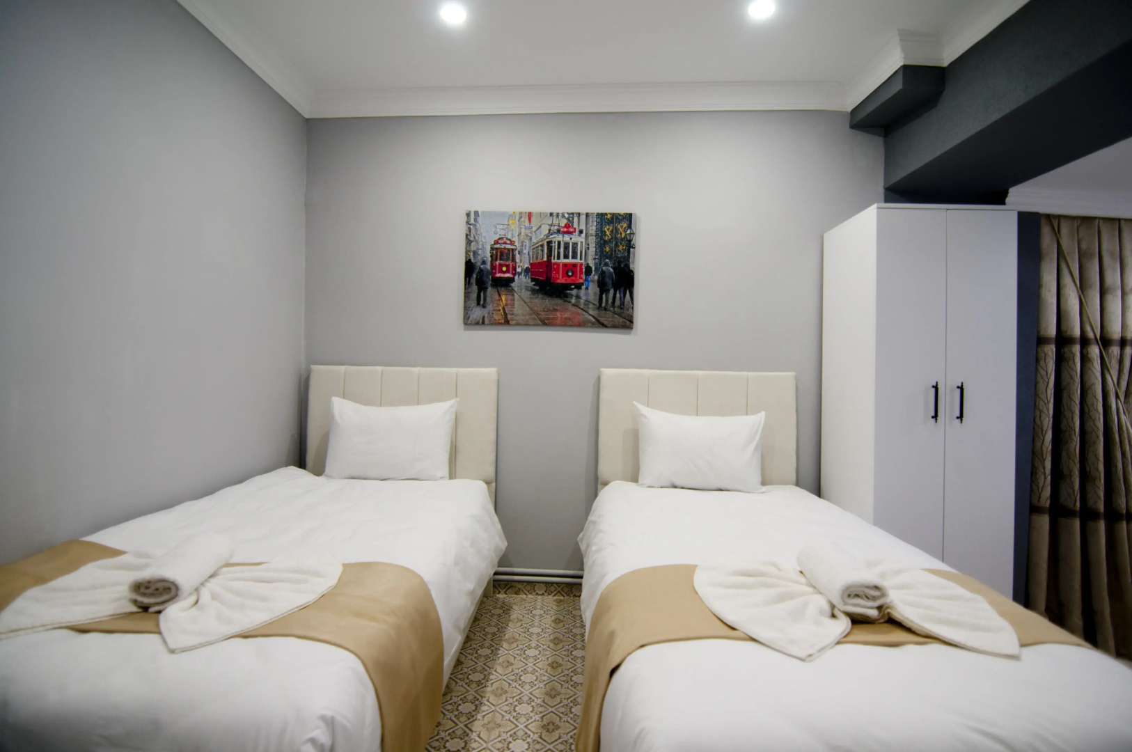 Istanbul Palace Hotel