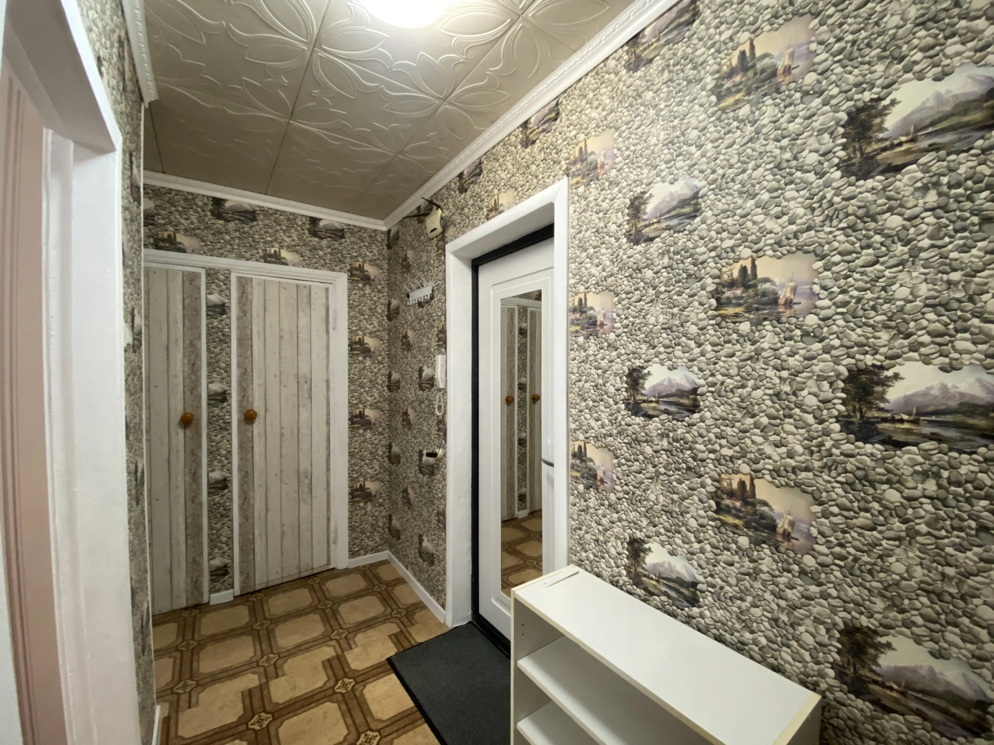 Квартира Жёлтый Нарцисс 2 комн. в центре г. Заречный