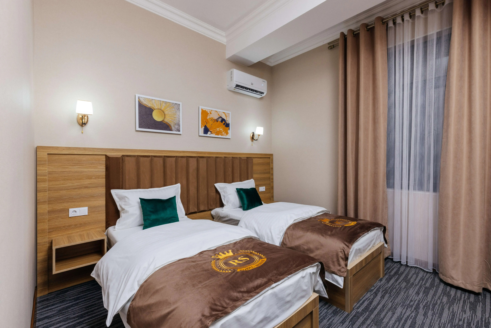 Отель Royal Sebzor Expo