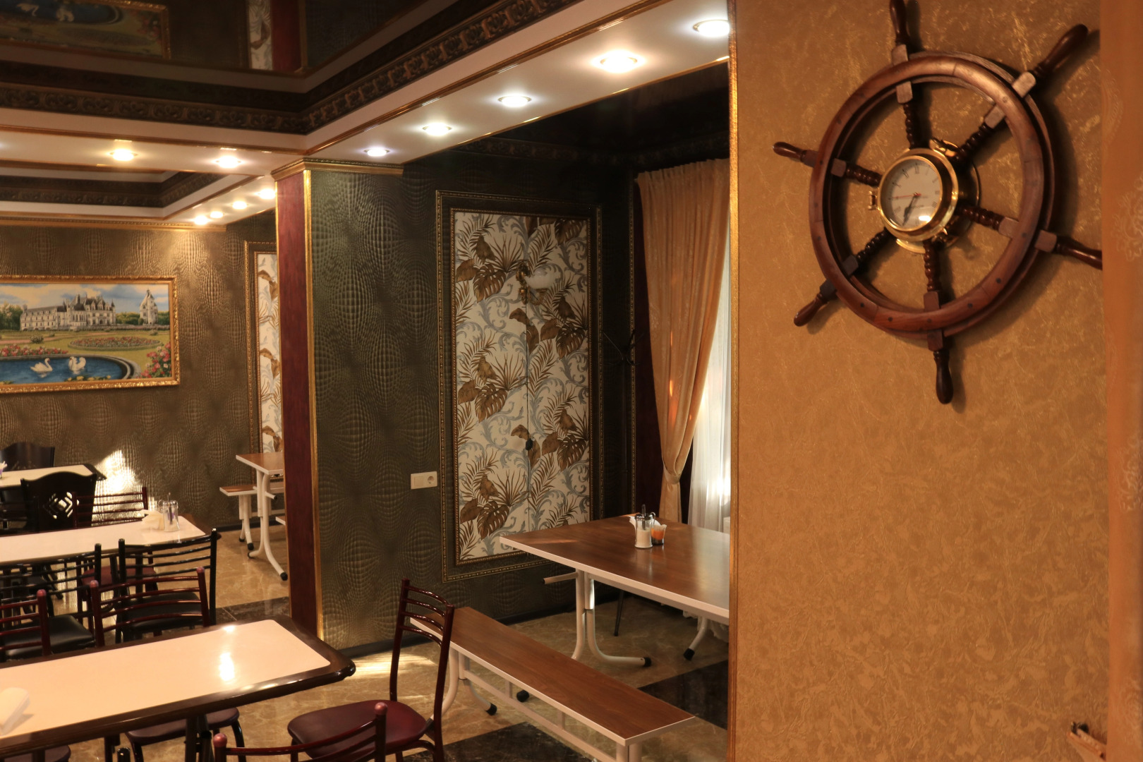 Отель Мишель