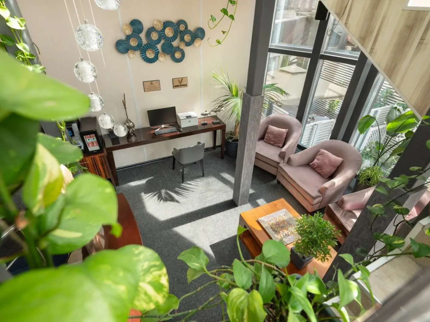 Отель V Hotel&Rooftop Lounge