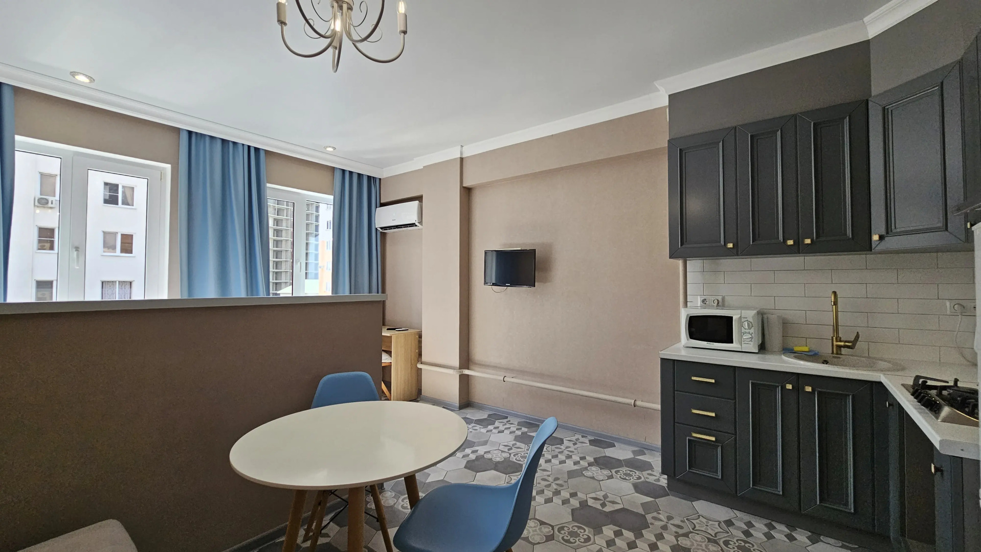 Апартаменты Светлая Студия у Моря на Волжской от HomeHotelSochi