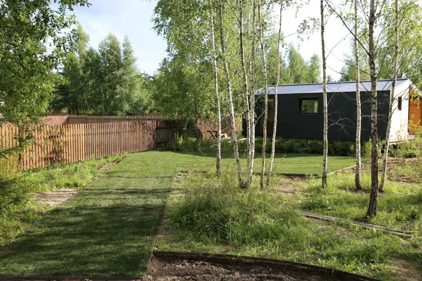 Частный дом Iris House