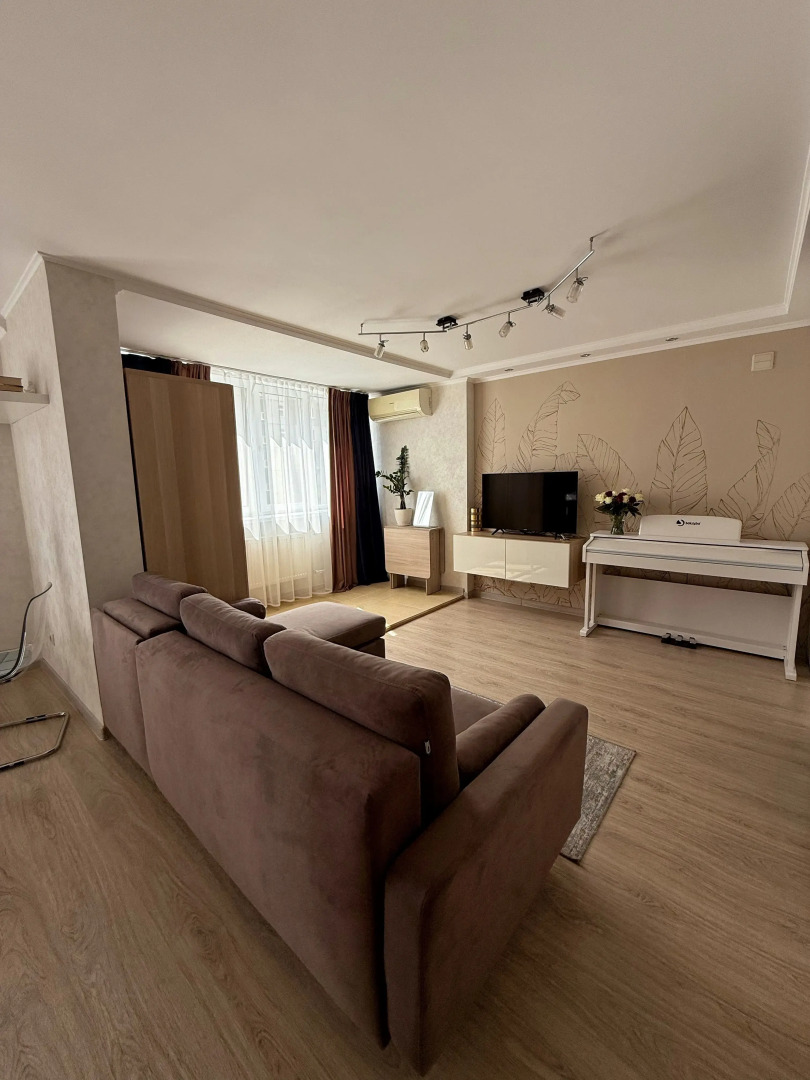 Квартира уютная с хорошим расположением на квартале