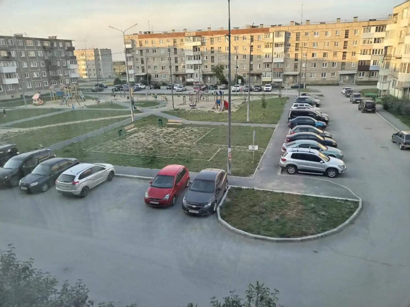 Квартира Трёхкомнатная Квартира Невьянск Цементный