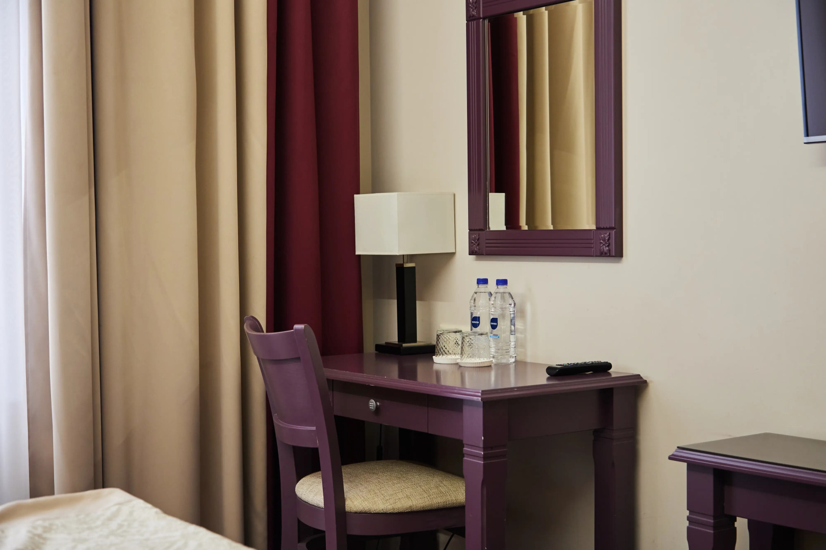 Отель Бридж