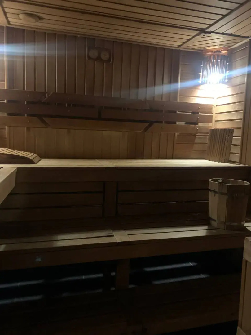 Отель Эльтур