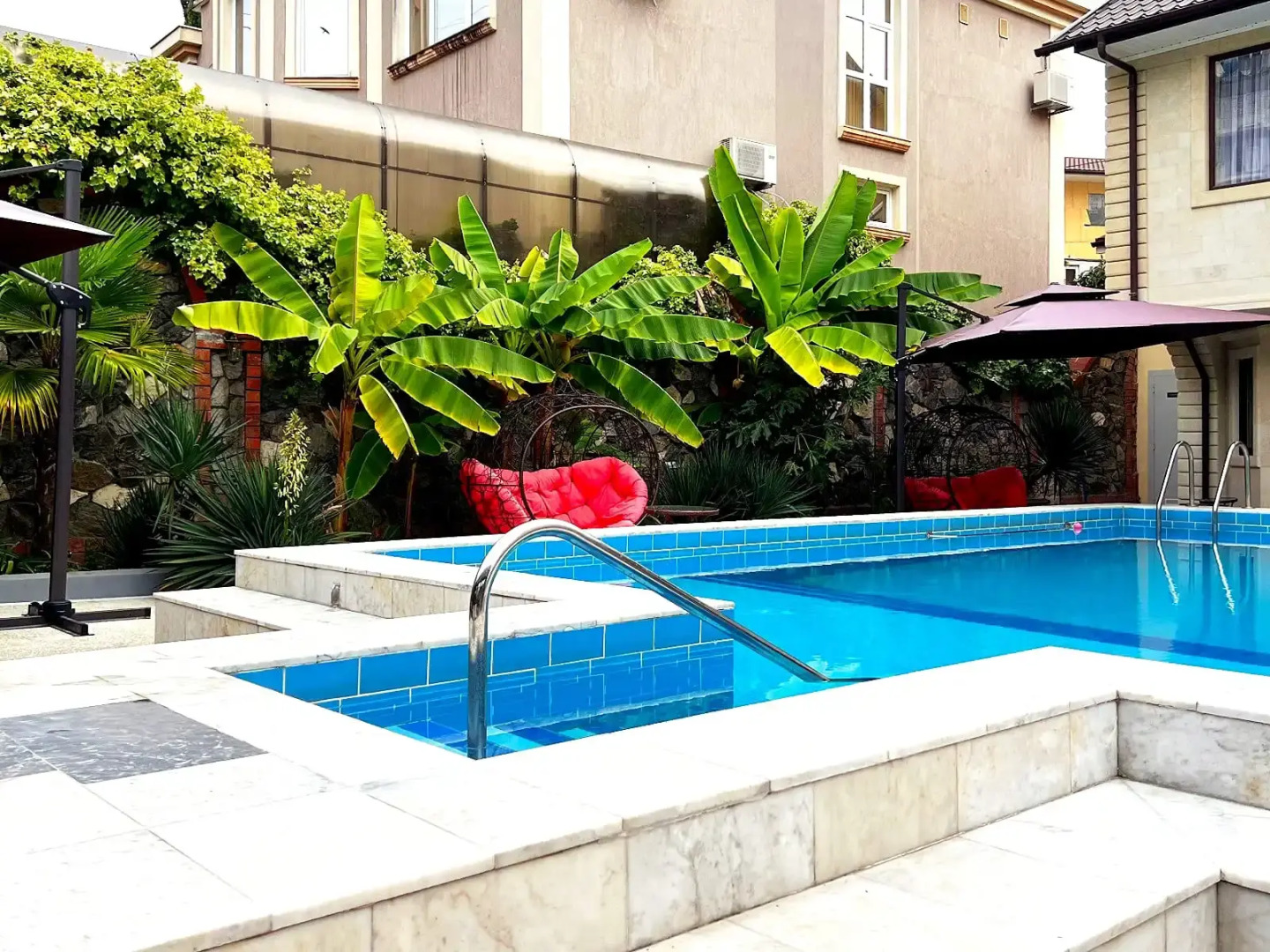 Отель Сенатор