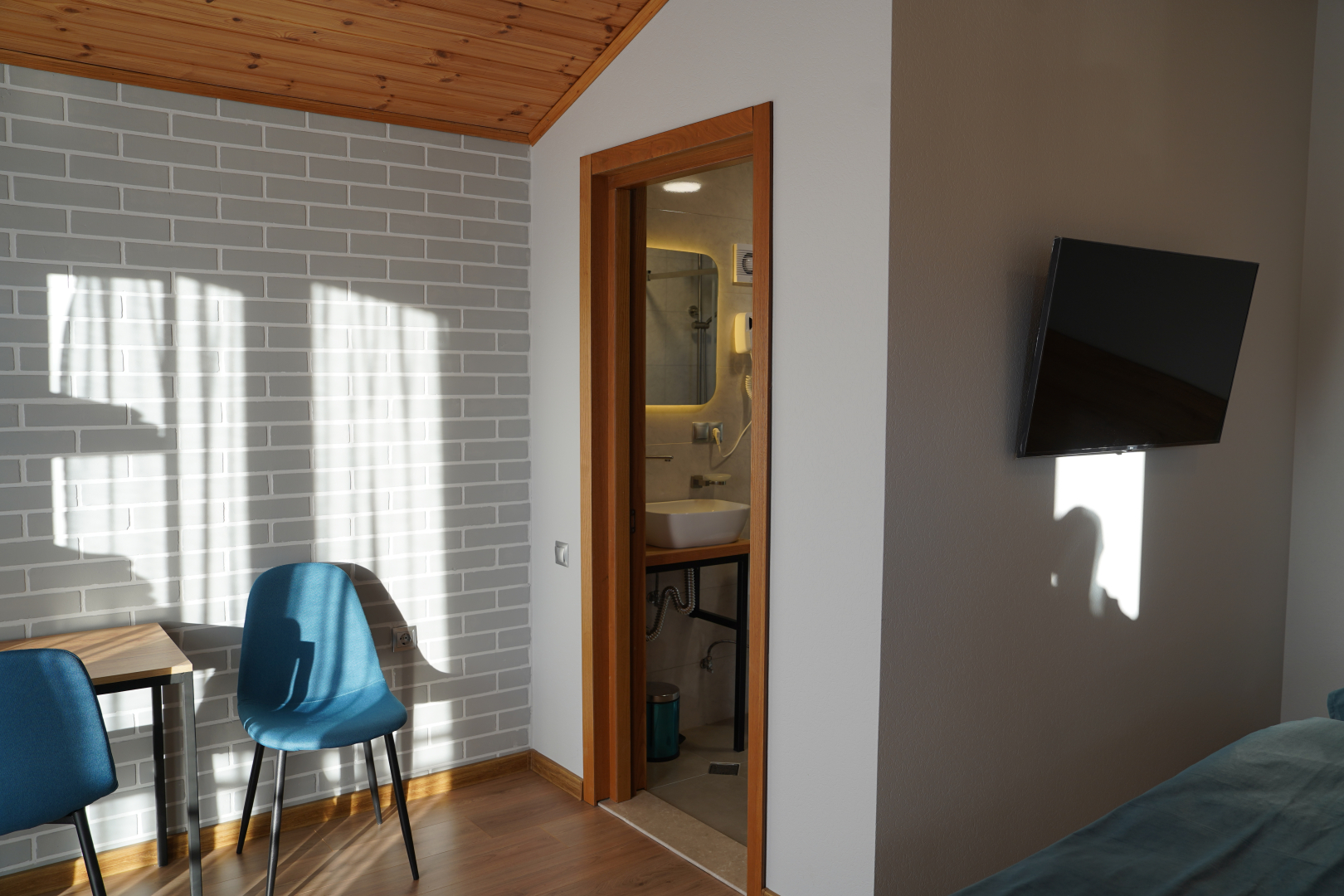 Отель Peak Kazbegi