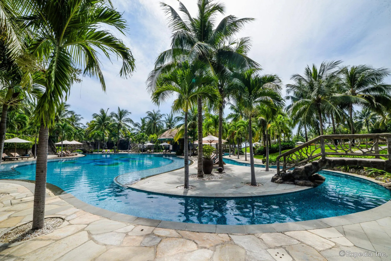 Отель Olalani Resort and Condotel