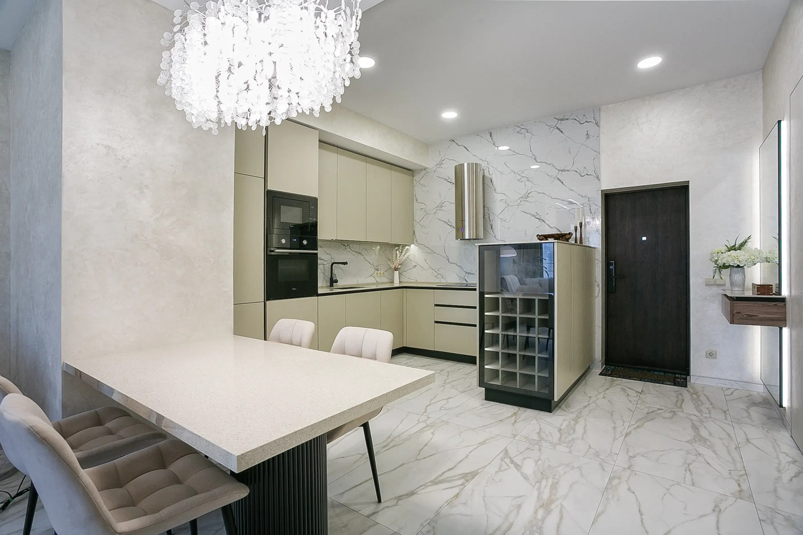 Апартаменты Yalta Plaza