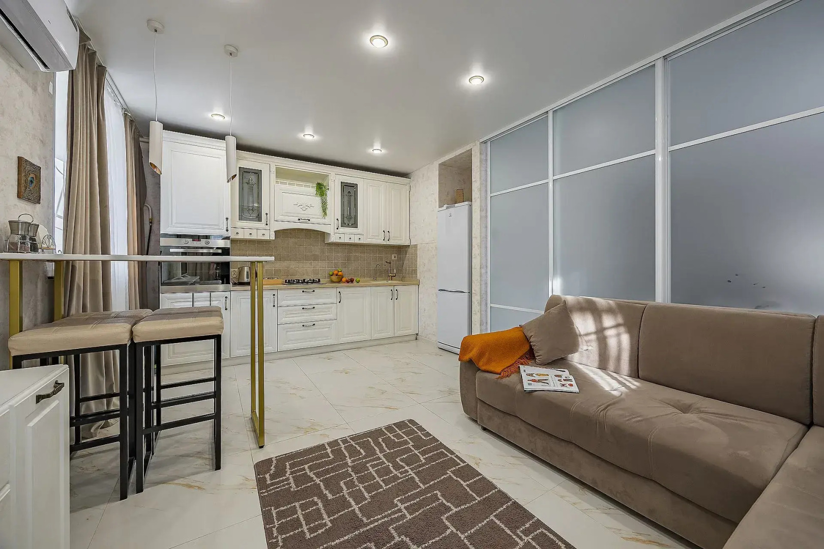 Апартаменты White до 6 гостей