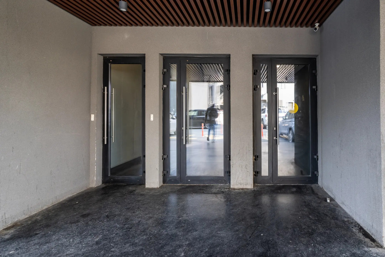 Апартаменты Мореон Просторные Рядом с Бухтой Золотой Рог