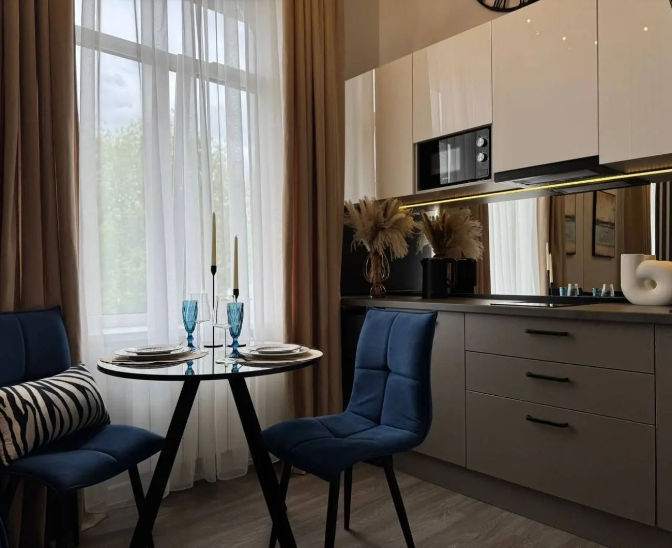 Апартаменты Студия Двухуровневая на Грайвороновской