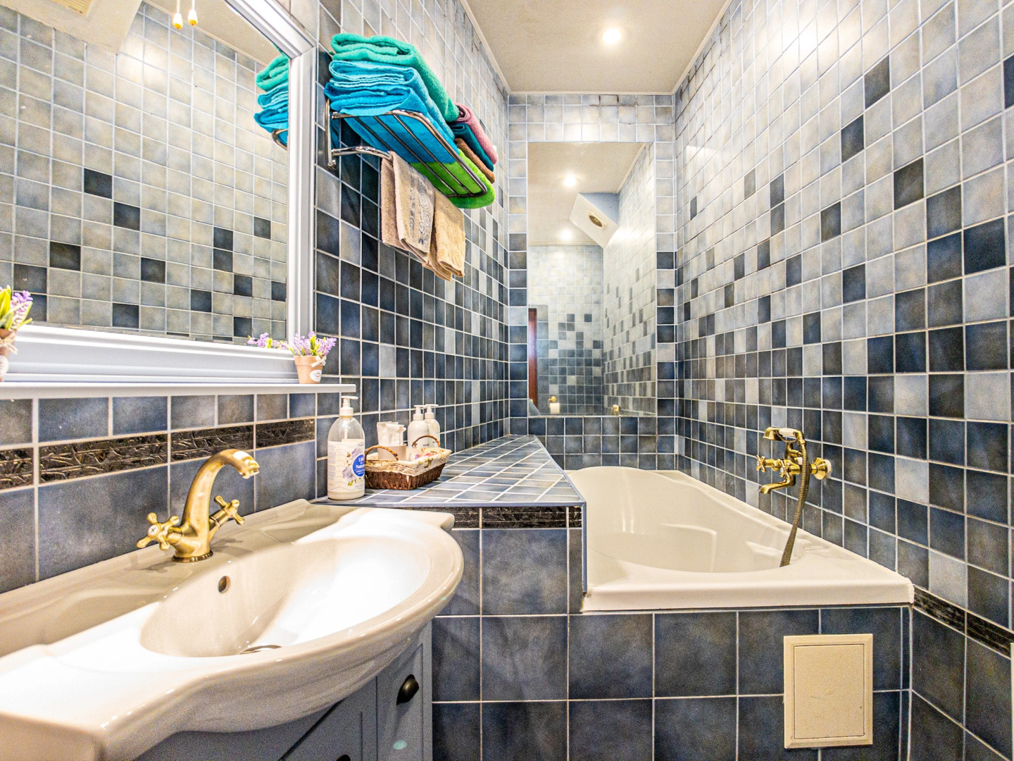 Апартаменты на проспекте Гагарина 12