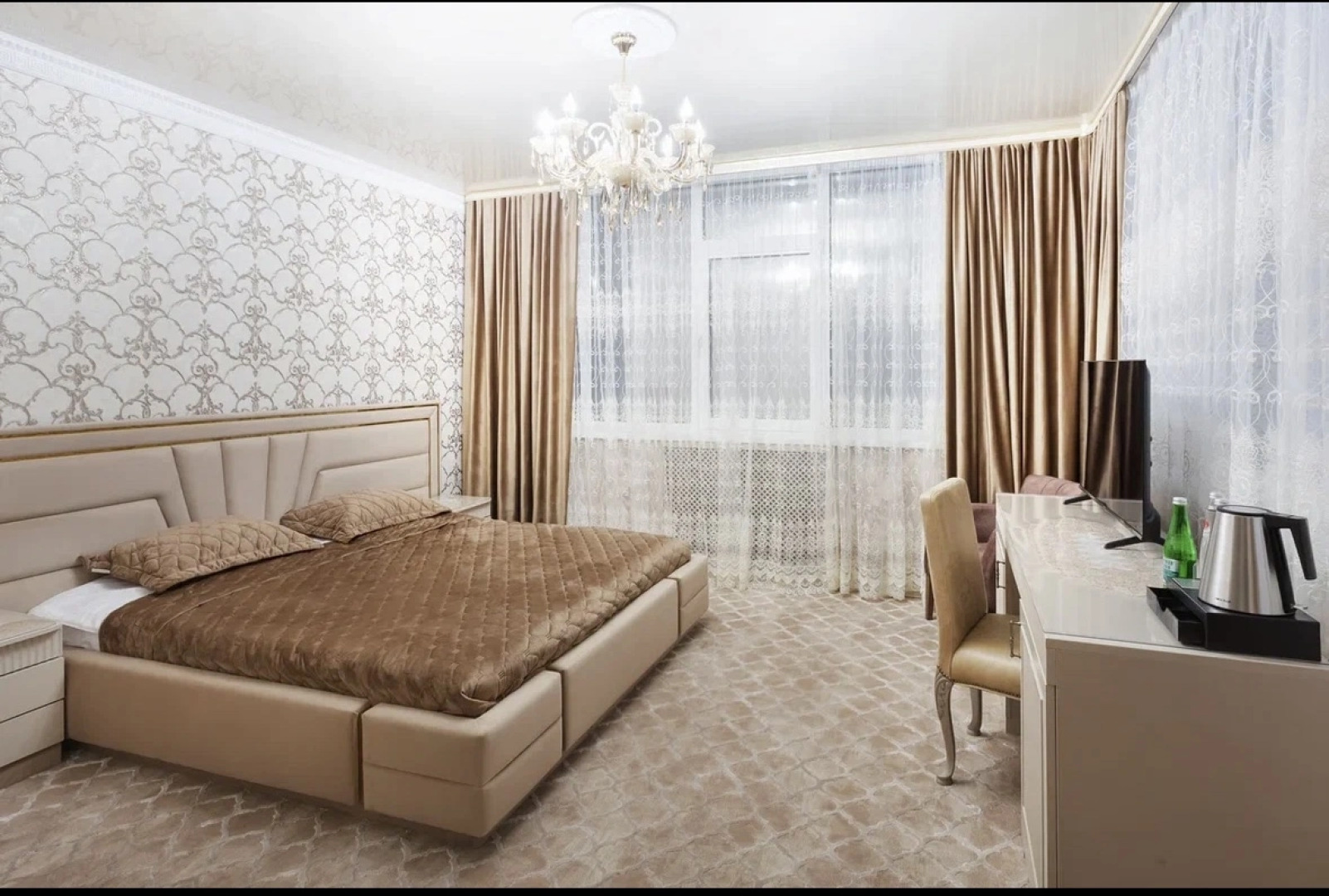 Отель Акрополь