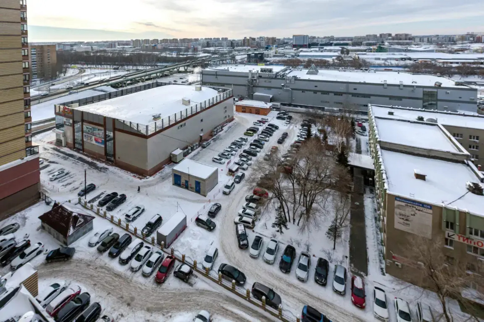 АПАРТАМЕНТЫ REHOME24 на 13 этаже с балконом