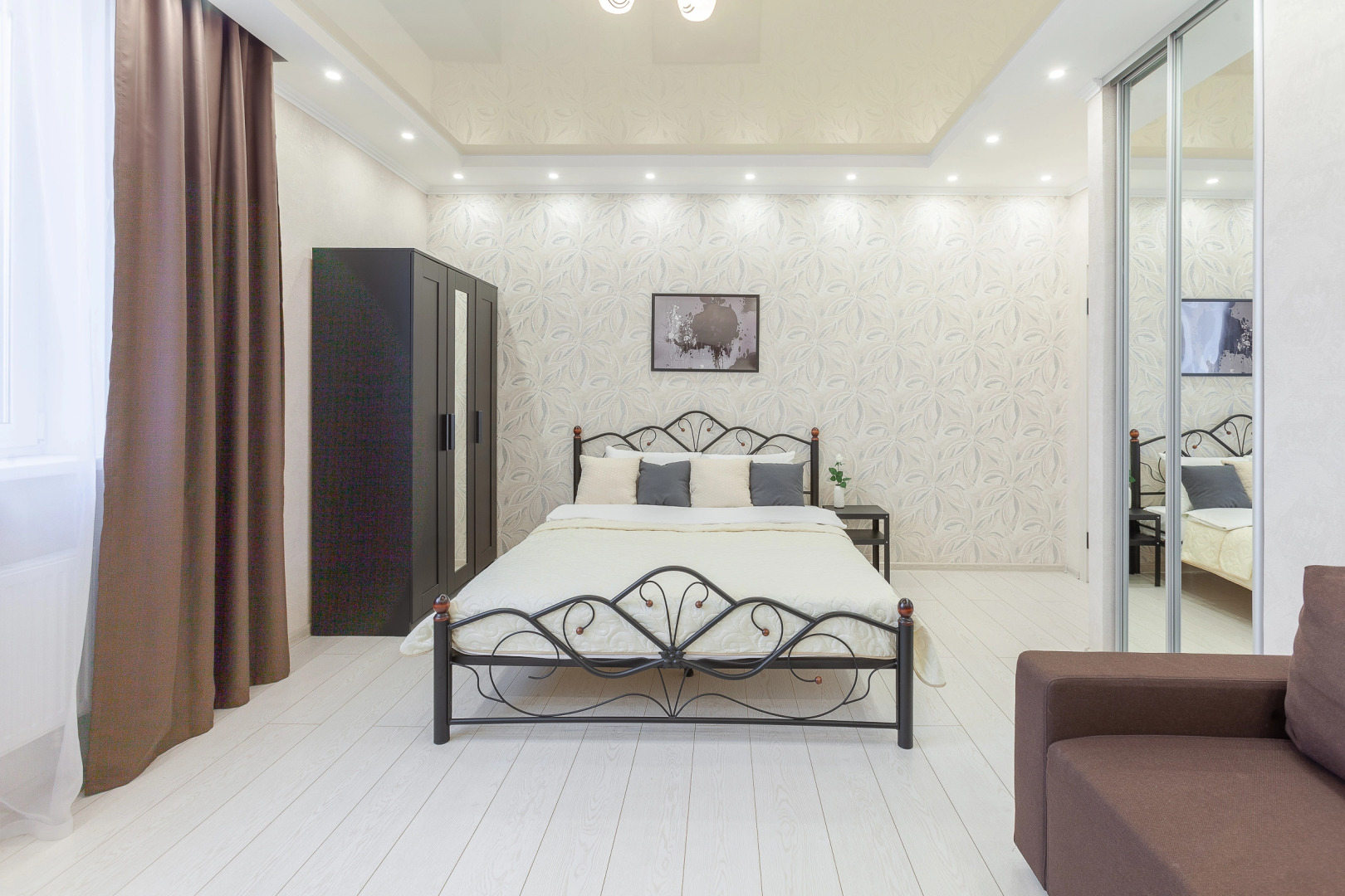 Апартаменты возле Космопорта