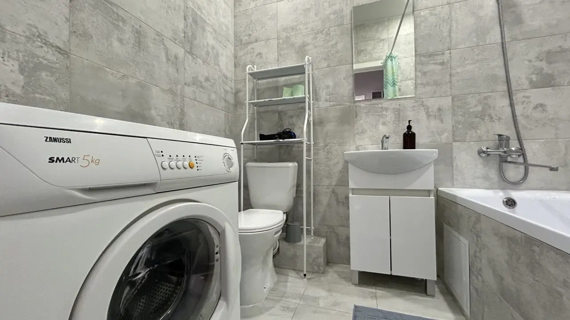 Апартаменты возле ТЦ Мега