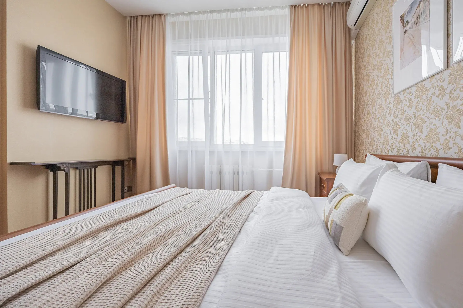 Апартаменты в центре на улице Студеная 68а Сова-Дом