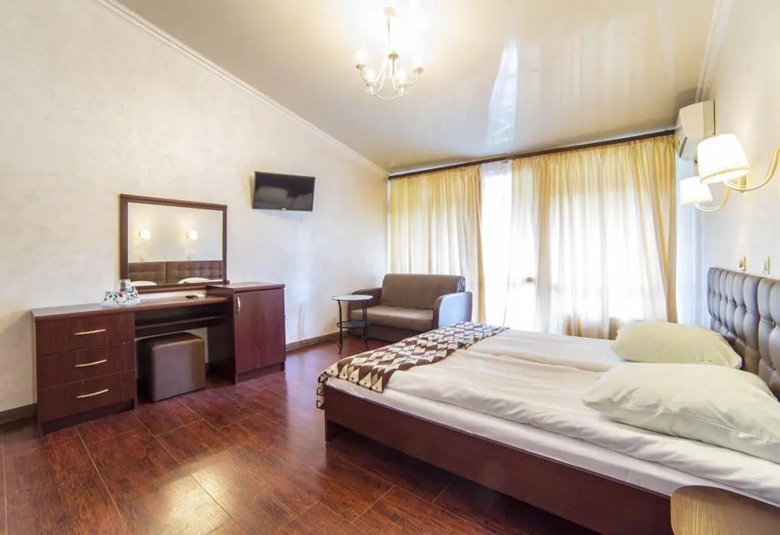 Отель Пицунда