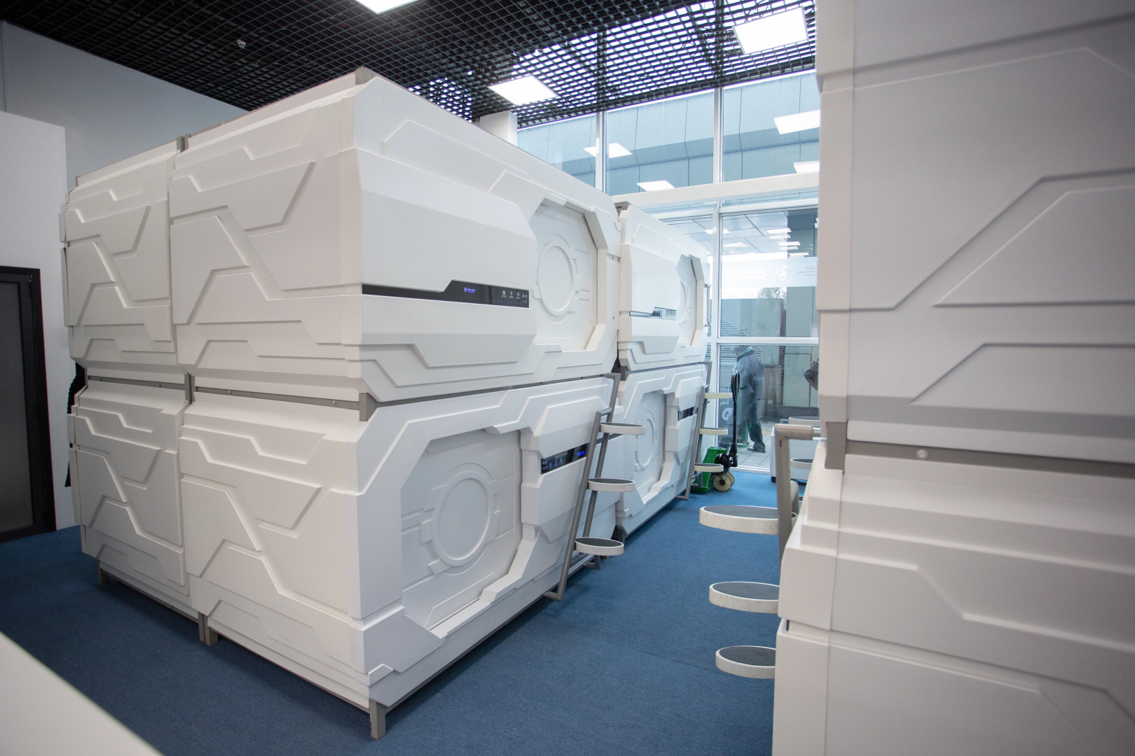 Отель Caps Lock