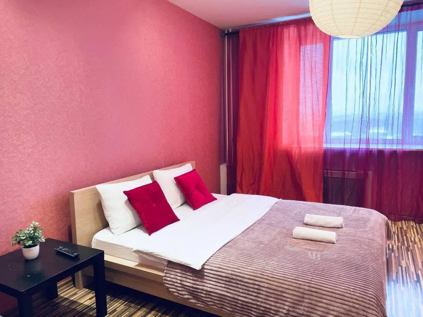 Апартаменты MAXI (Макси) на улице Колхозная 18