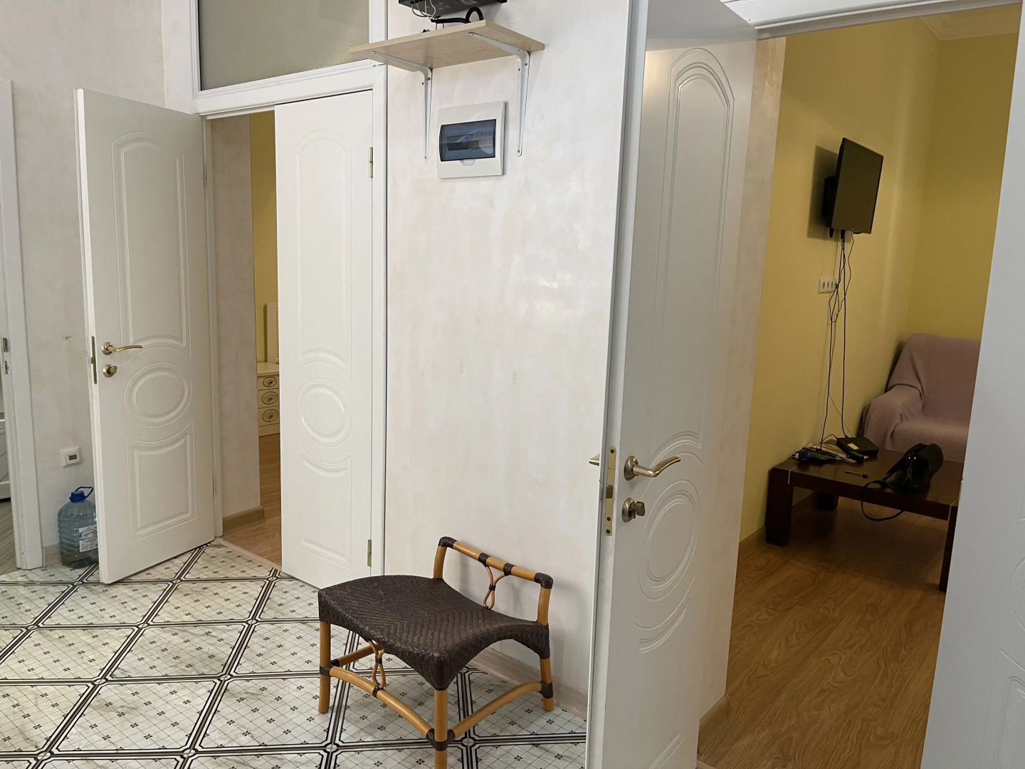 Апартаменты Академика Марра 10