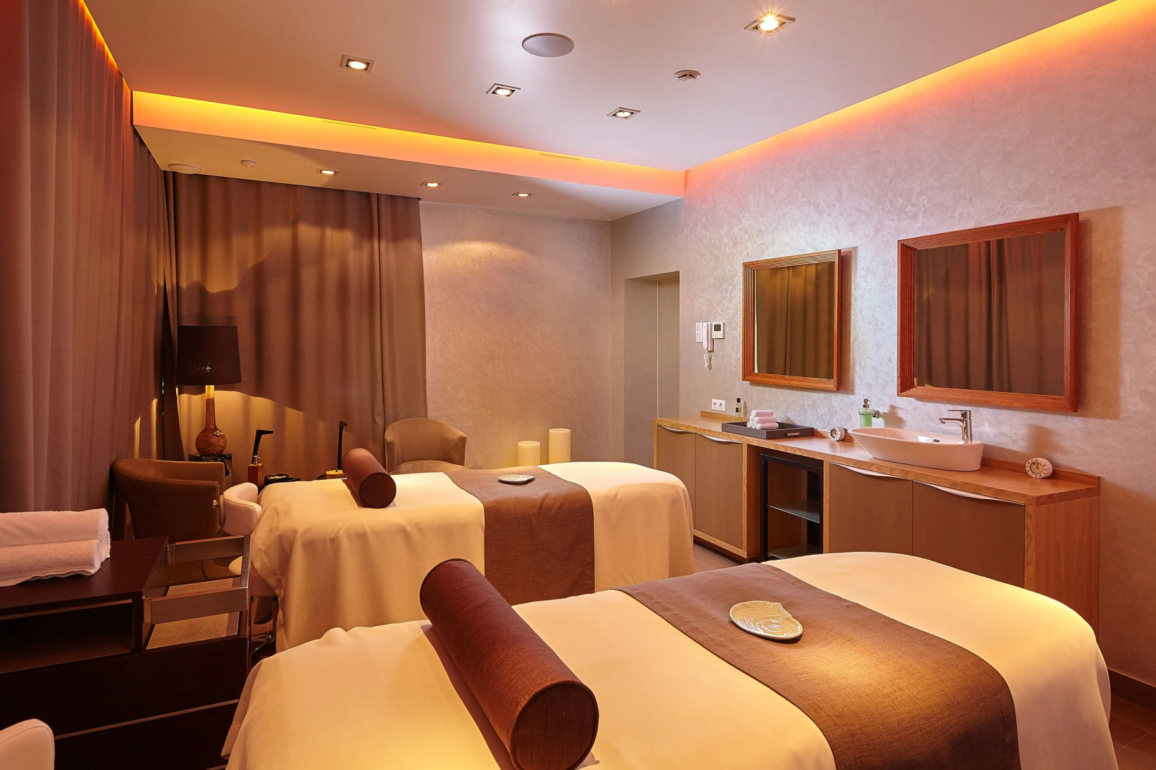 Отель Riviera Wellness Resort