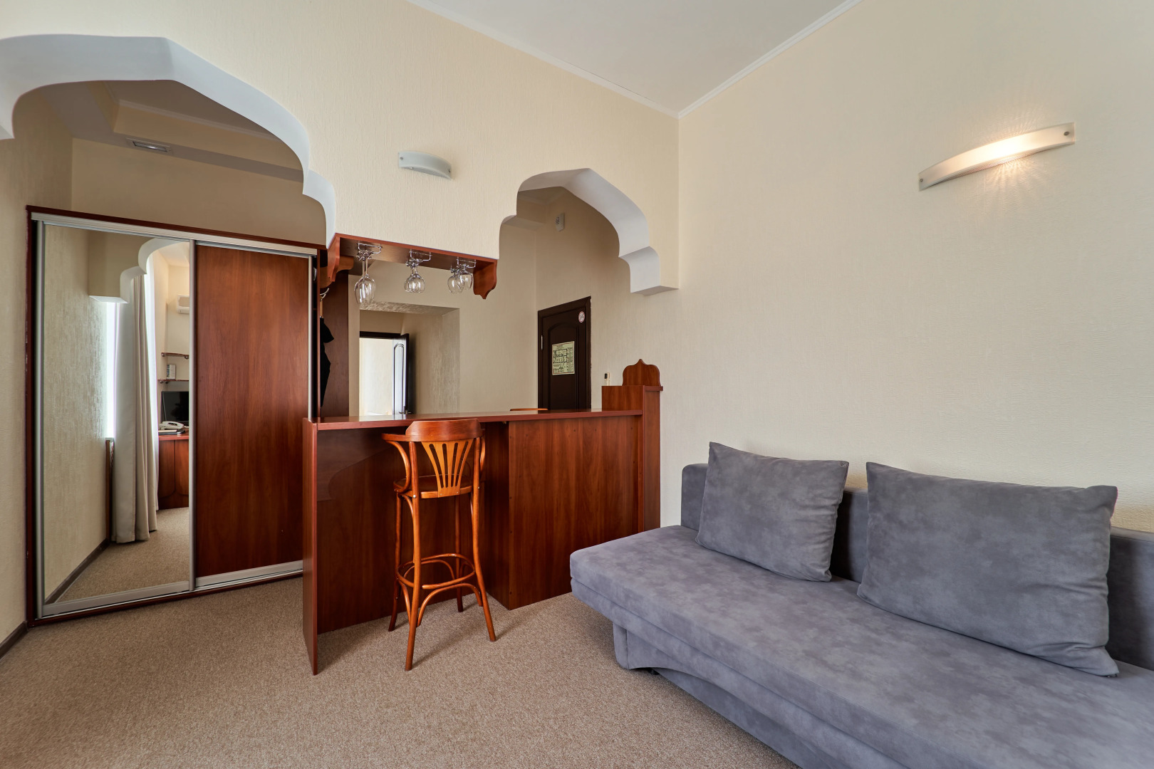 Отель Даккар