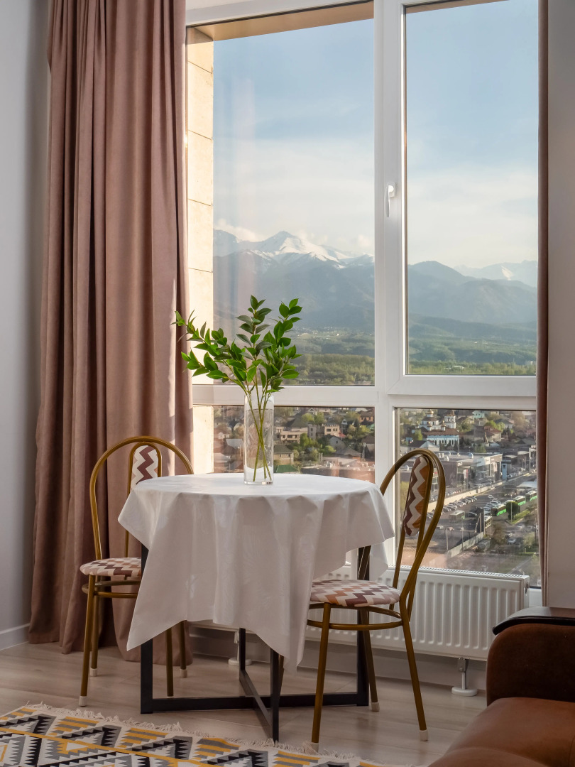 Квартира Евродвушка с потрясающим видом на горы