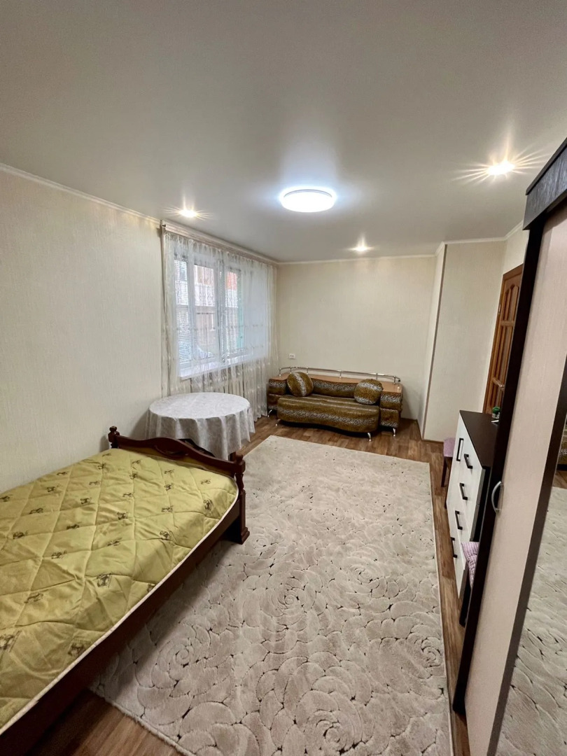 Апартаменты однокомнатные Пархоменко 24