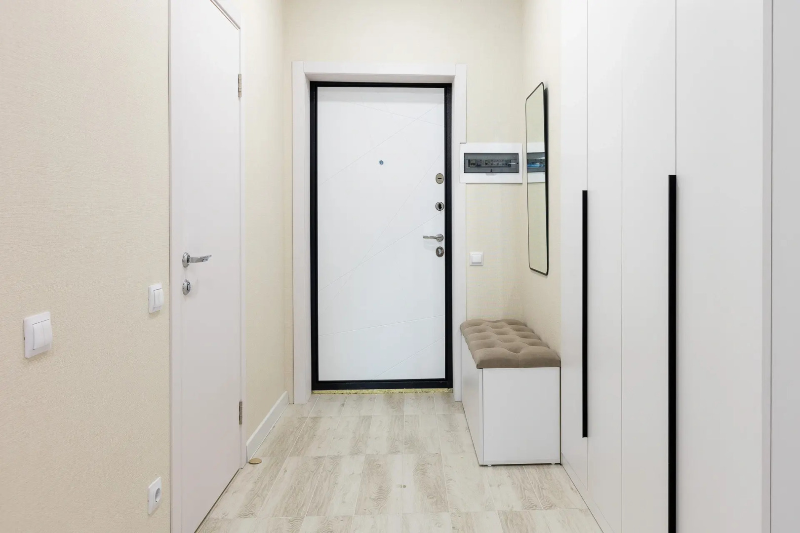 Апартаменты Жореса Алфёрова 14 в новом доме Свежая студия