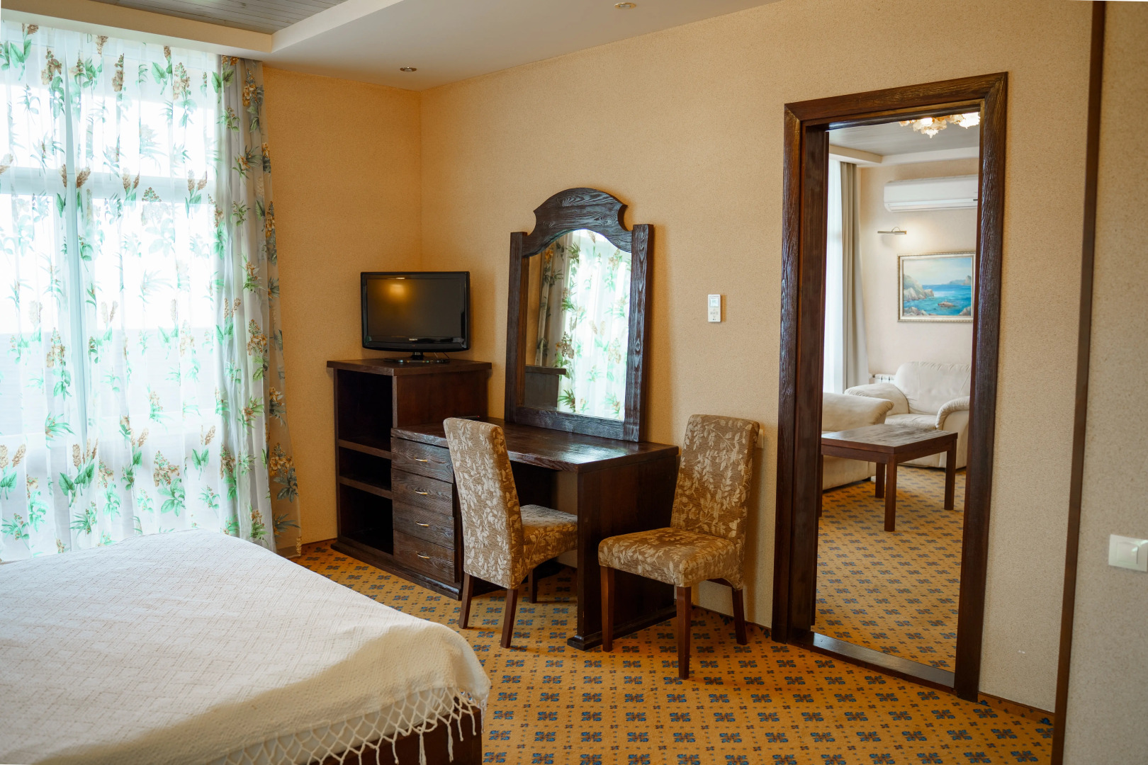 Отель Астарта