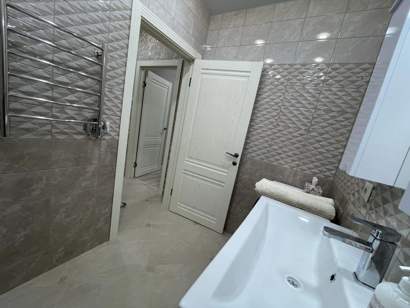 Квартира Трехкомнатная Просторная