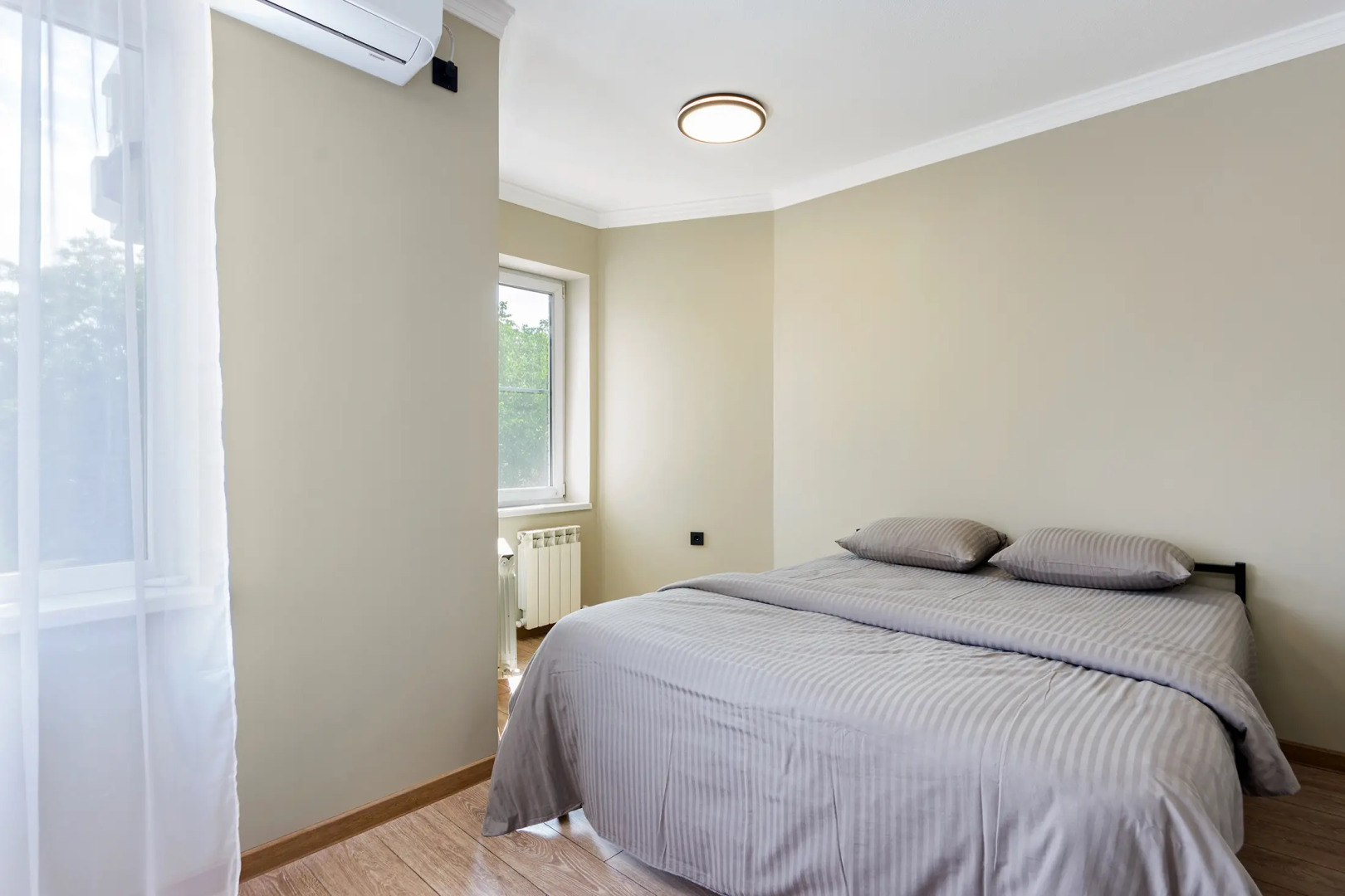 Частный Дом ШикаЛад Кмв с Зоной Отдыха на Улице