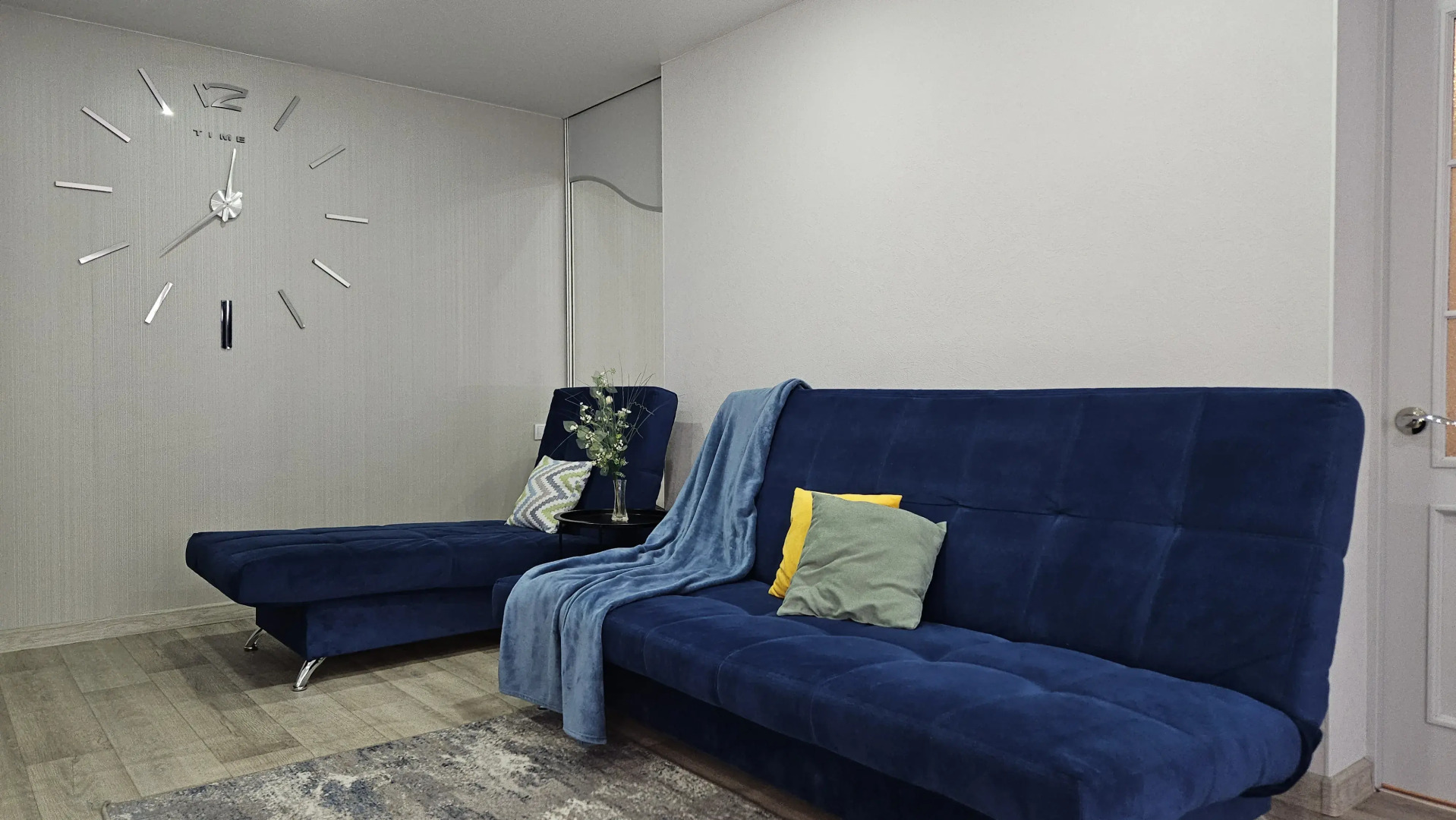 Квартира Двухкомнатная квартира-студия