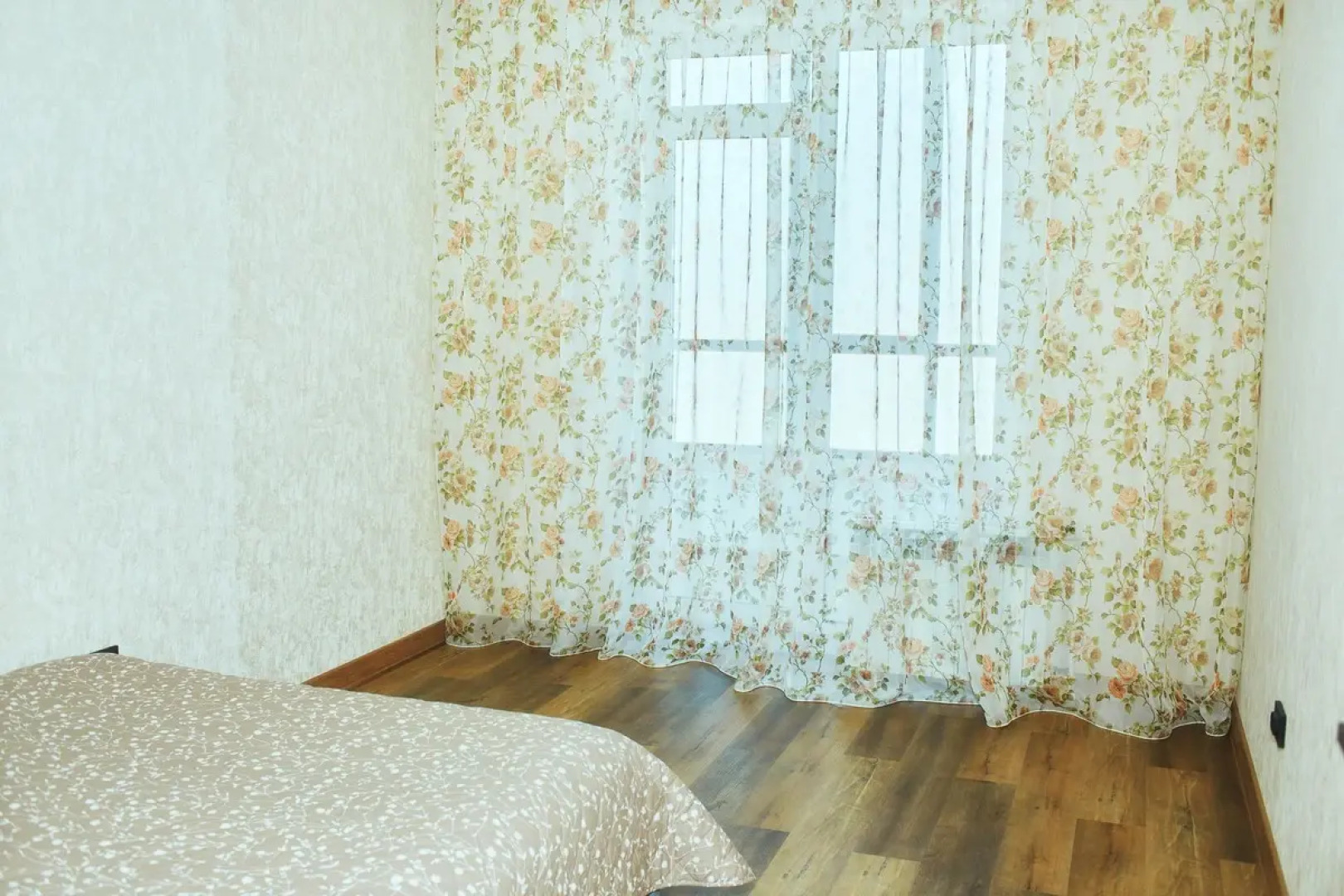 Квартира на Генерала Тихонова