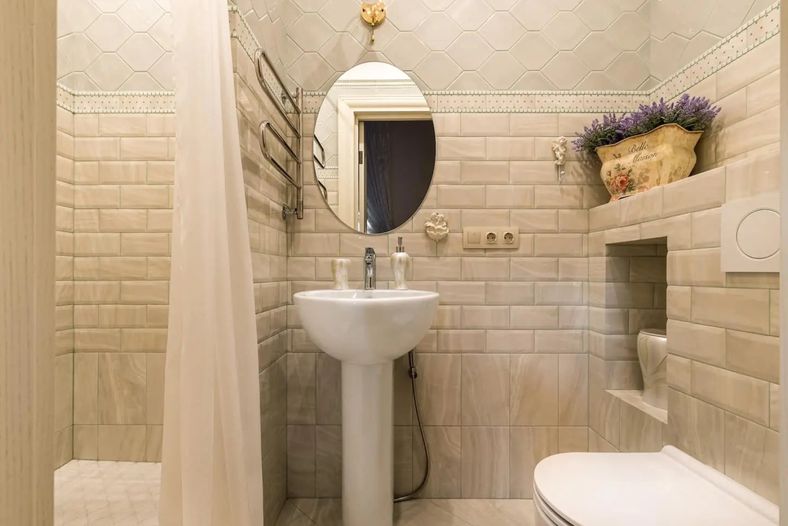 Апартаменты LetYourFlat "Hermitage Residence"