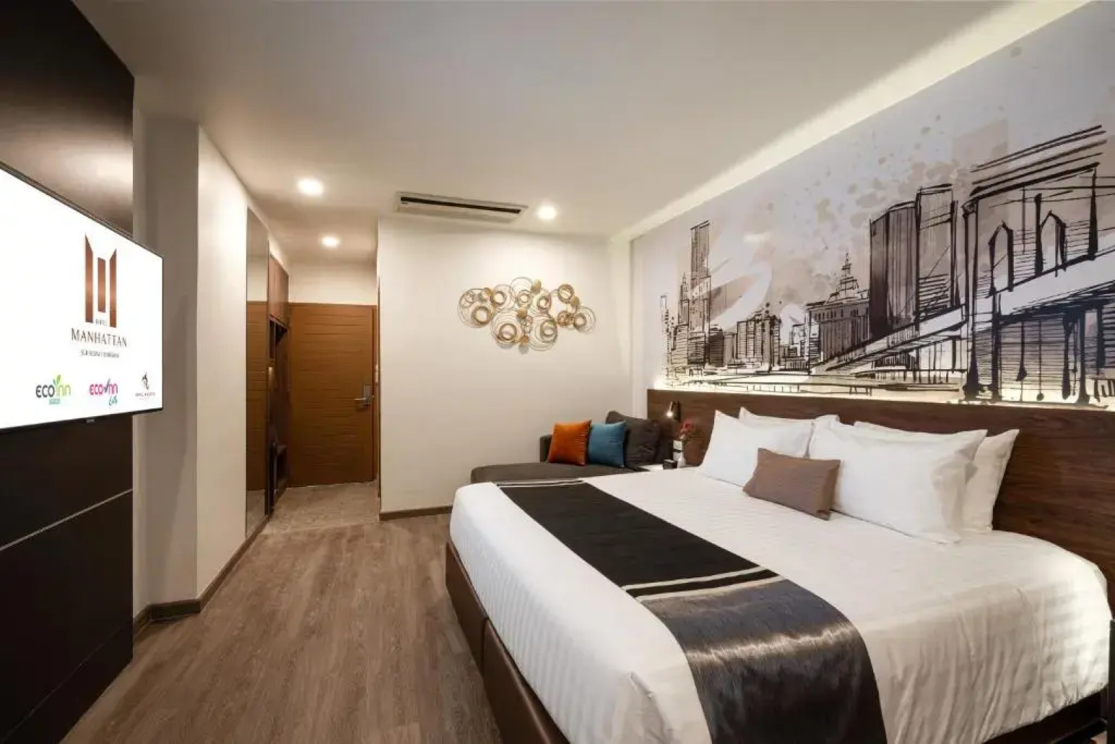 Отель Manhattan Sukhumvit Bangkok