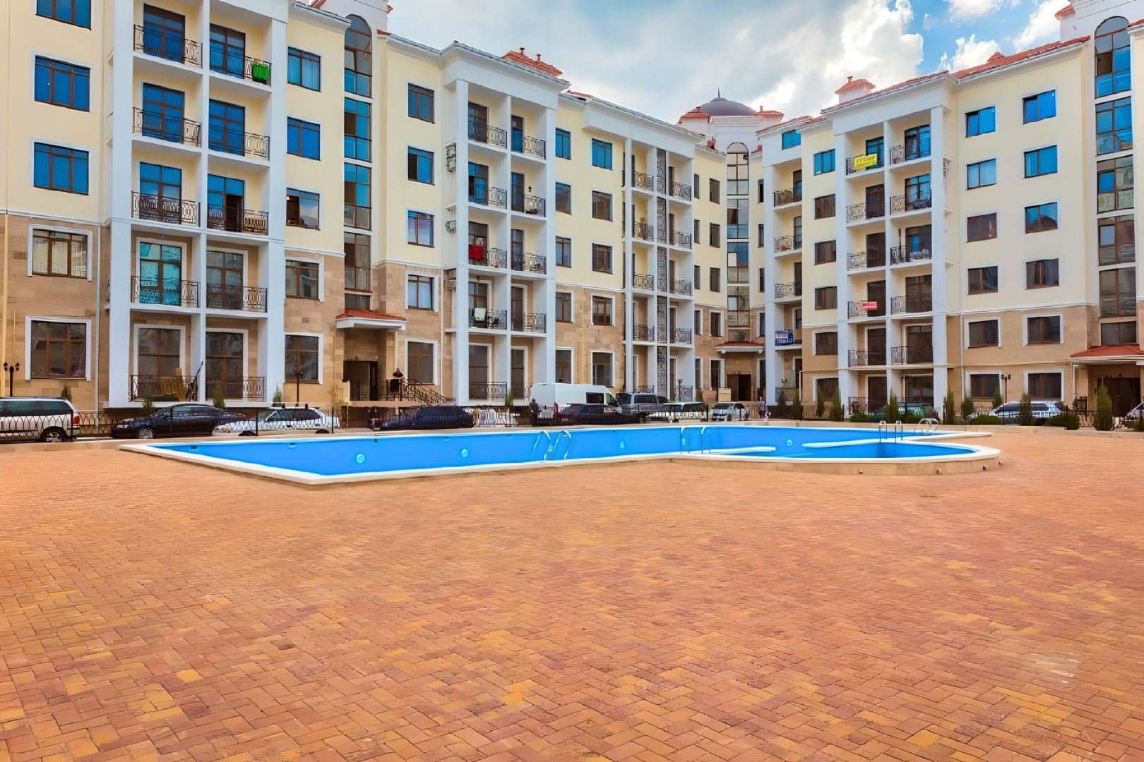 Апартаменты Изумрудный город-2