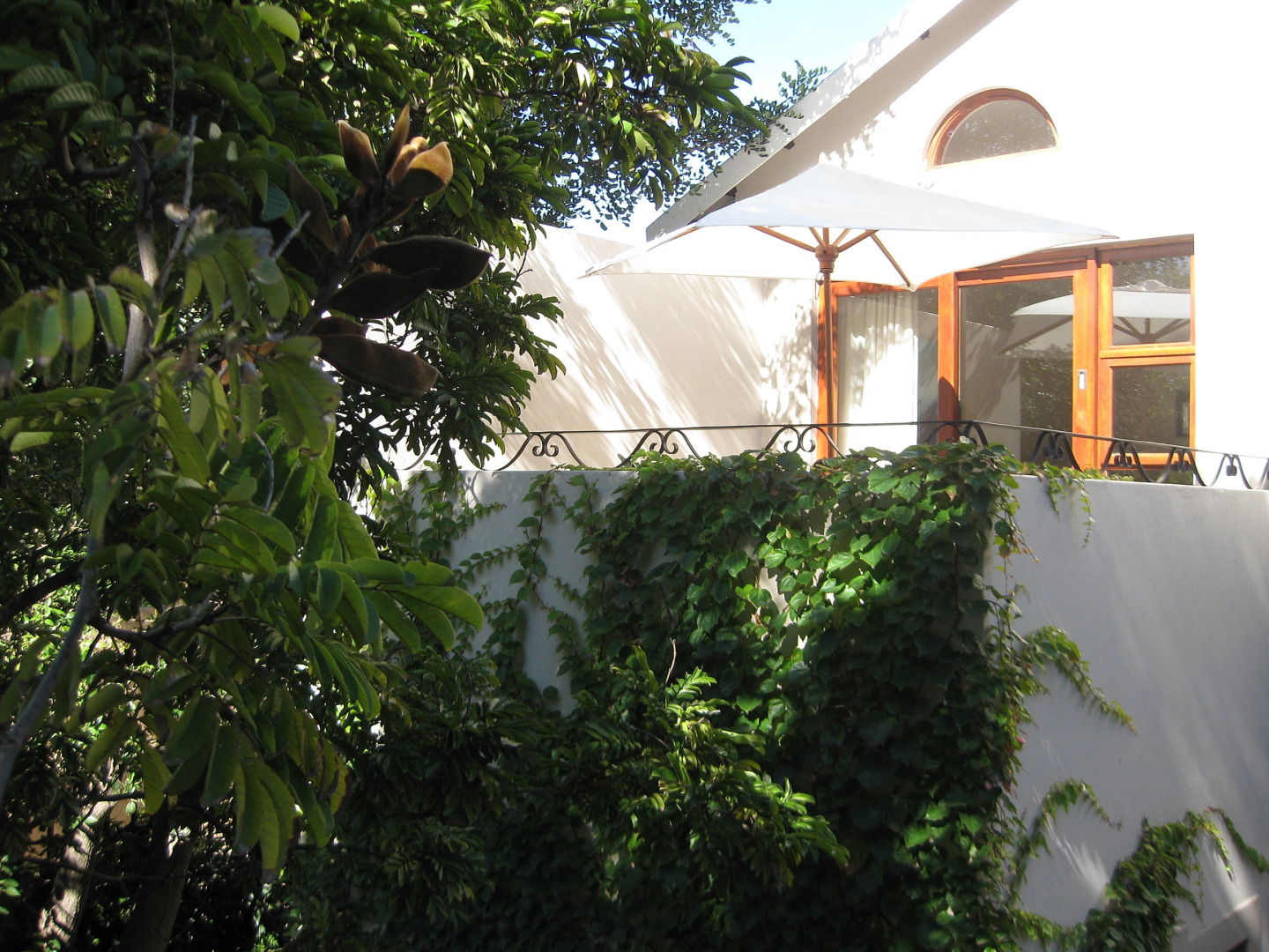 Гостевой Дом Craighall Executive Suites