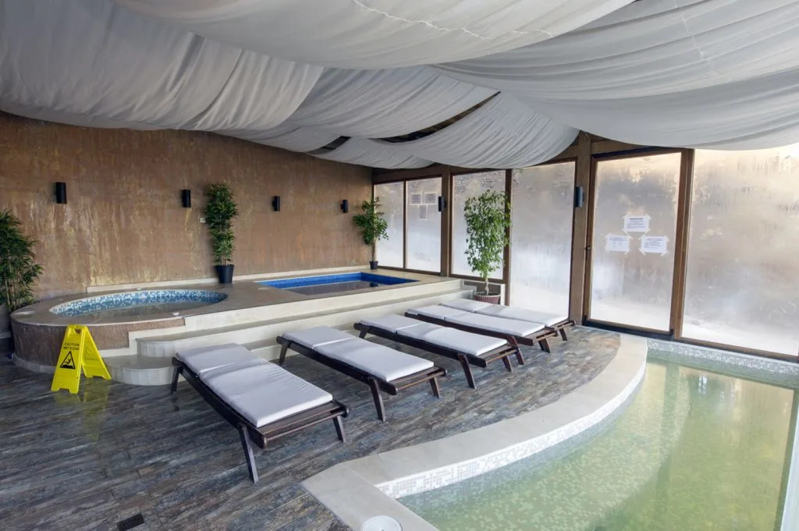 Отель Forest Glade