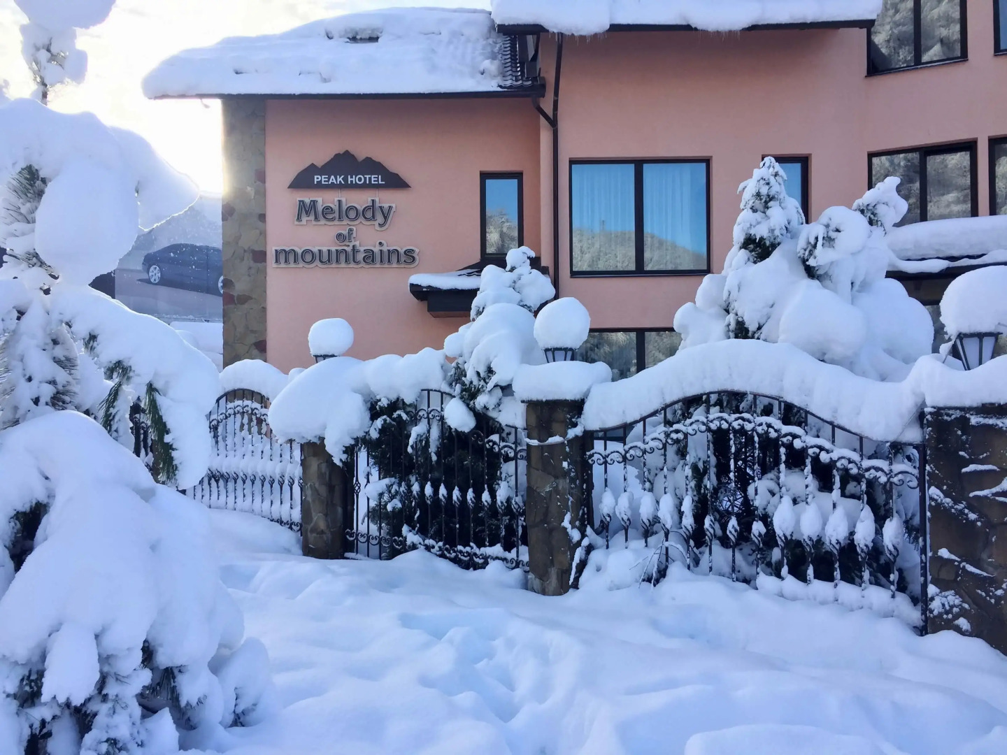 Отель Мелодия гор
