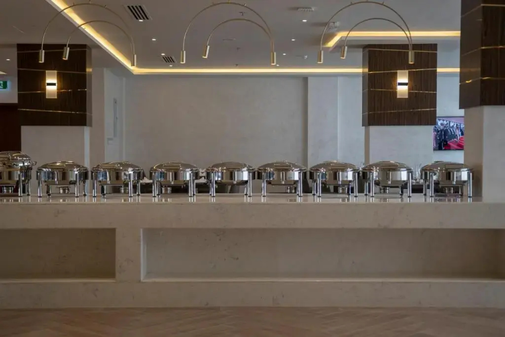 Отель The Plaza  and Resort