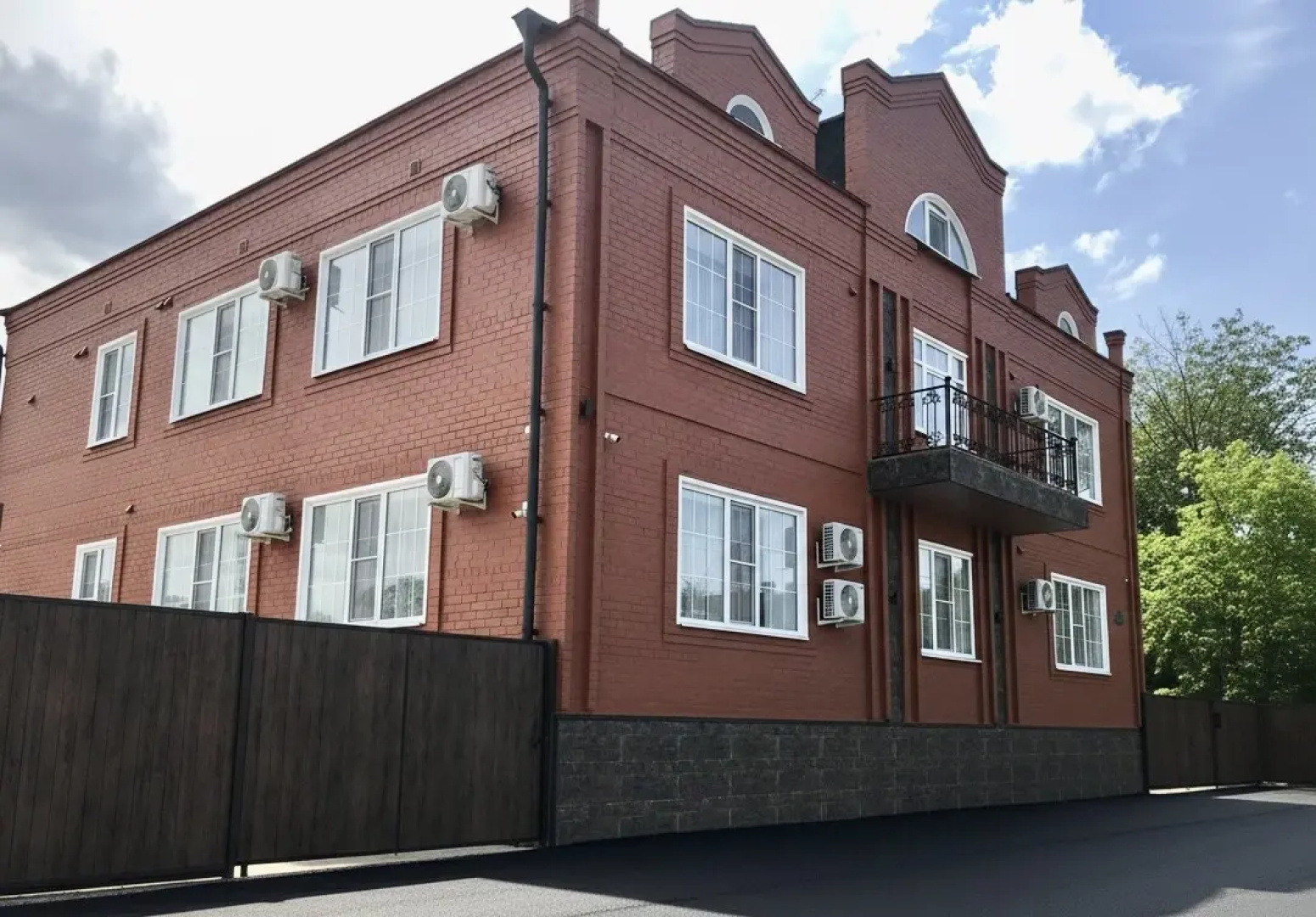 Гостевой дом Eva Apartments