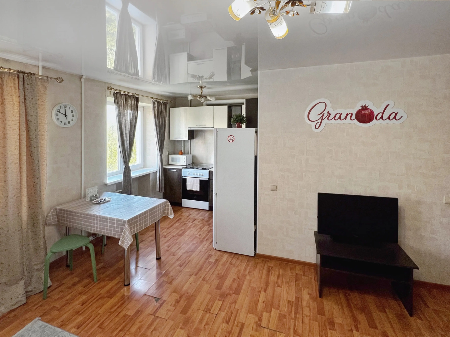 Апартаменты Granada Уютная Квартира-Студия в Самом Центре Города Рядом с Набережной Тагильского Пруда