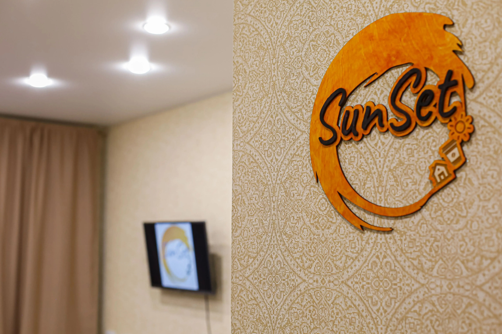 Апартаменты SunSet Родионова 202/1 78